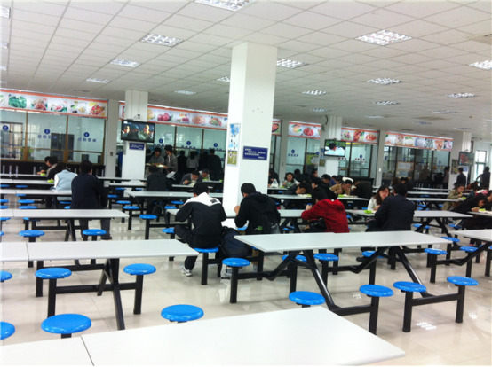 食堂承包讓企業(yè)輕裝上陣，提高競(jìng)爭(zhēng)力